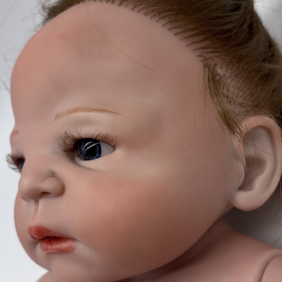 Lifelike Baby Doll Girl, 18" Realistic Full Body, Lifelike - Picture 13 of 15